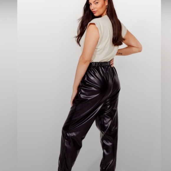 Nasty Gal Faux Leather Wanted Plus Jogger NWT - Picture 6 of 6